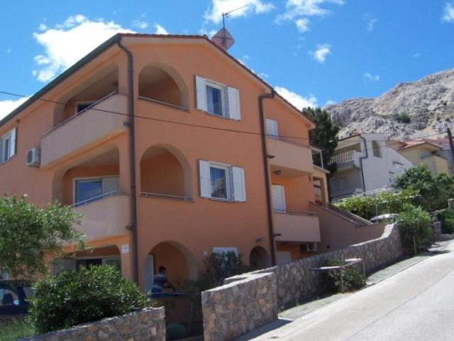 Ara-Aradi Apartment Baska  Bagian luar foto
