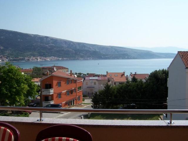 Ara-Aradi Apartment Baska  Bagian luar foto